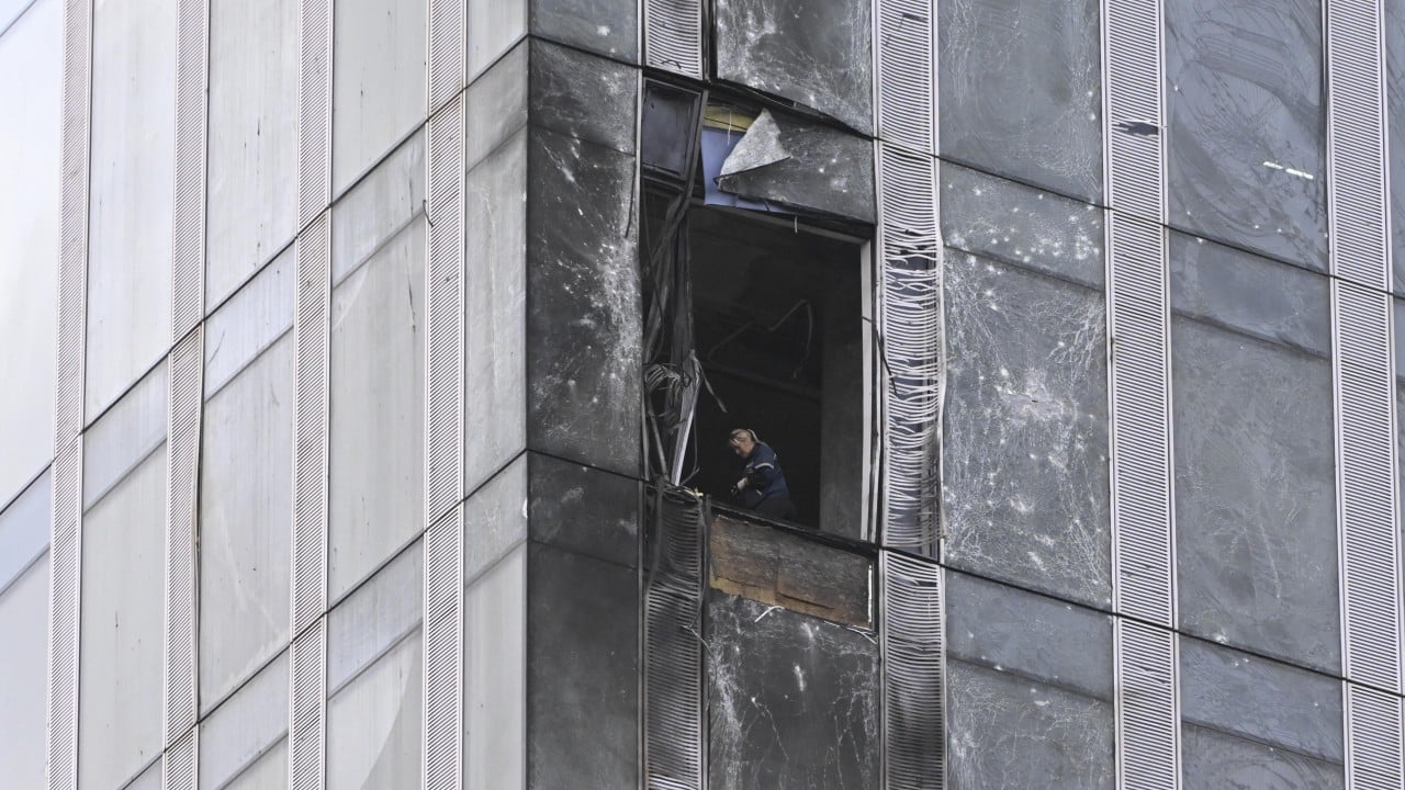 Ukraine war: Moscow region hit in sixth straight night of drone attacks