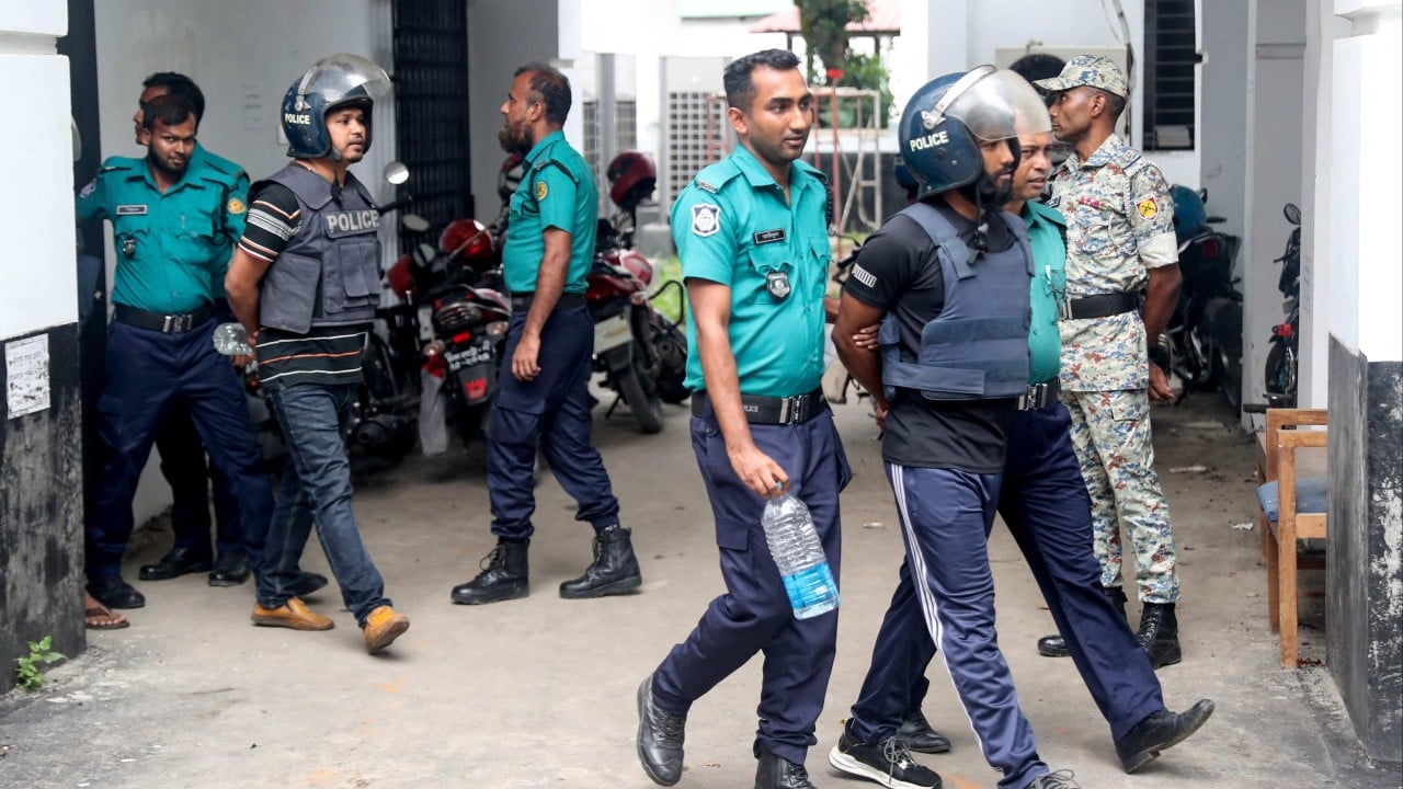 Bangladesh: first trial begins for Hasina-era officials, police