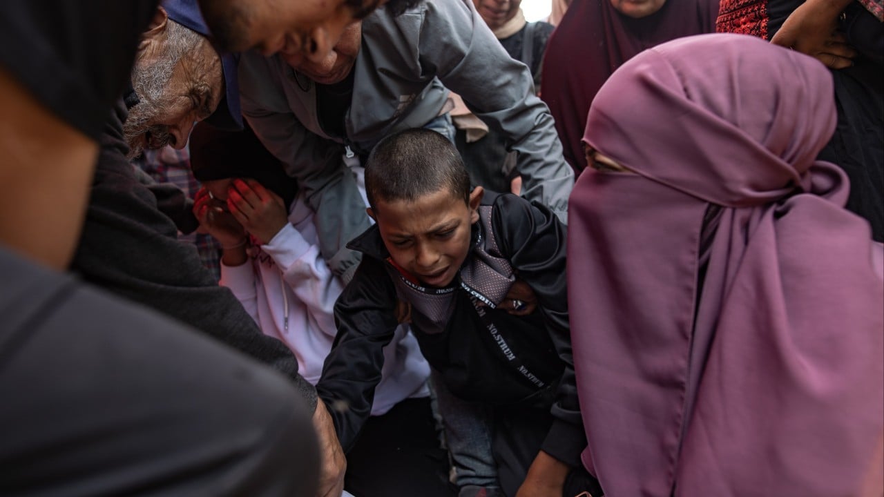 Dozens more die in Israeli strikes on Gaza