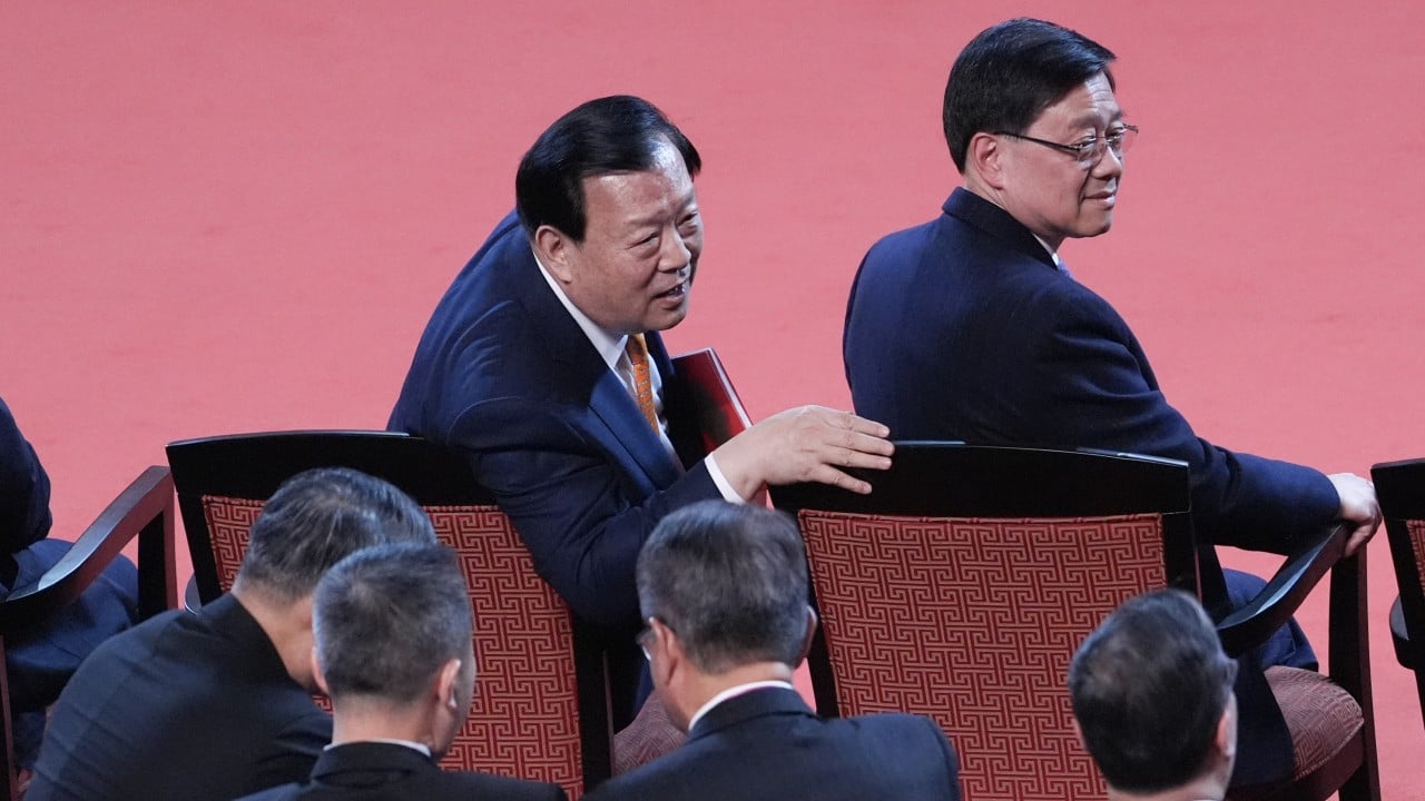 Xia Baolong urges Hong Kong, Macau business leaders to defend national interests