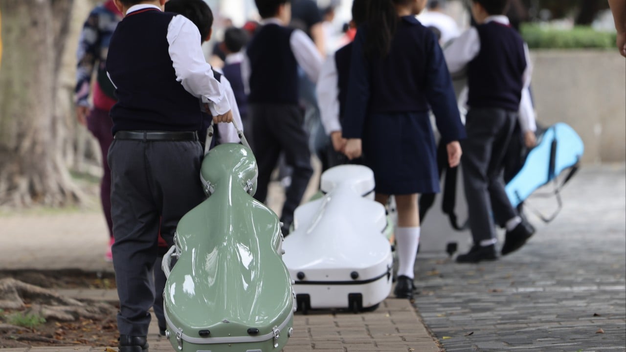 Hong Kong must not ignore burden of primary school pupils and families