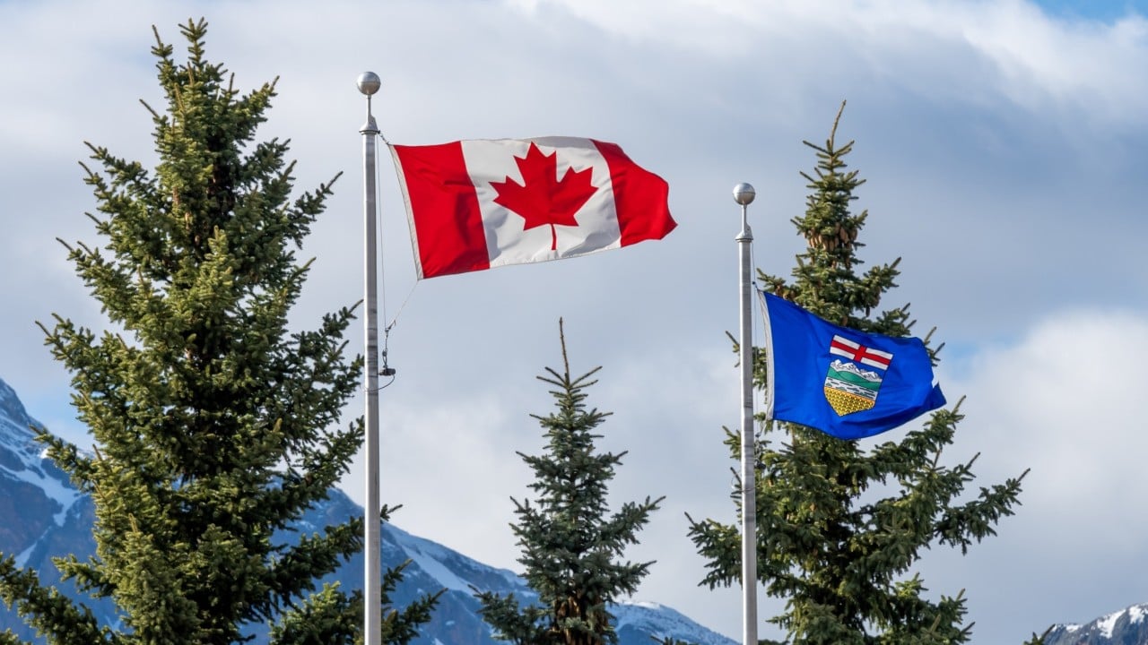 Premier of oil-rich Alberta proposes referendum on separation from Canada