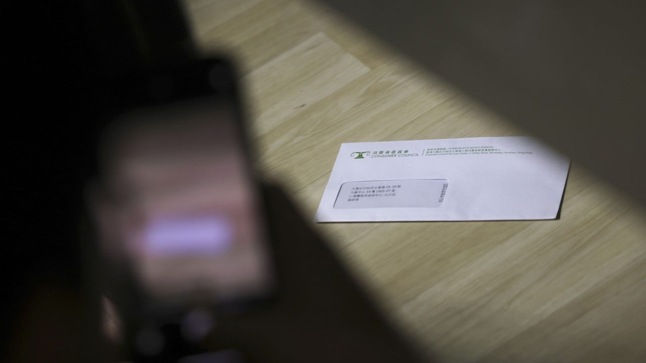 Customers left with no answers after finding Hong Kong clinic abruptly closed