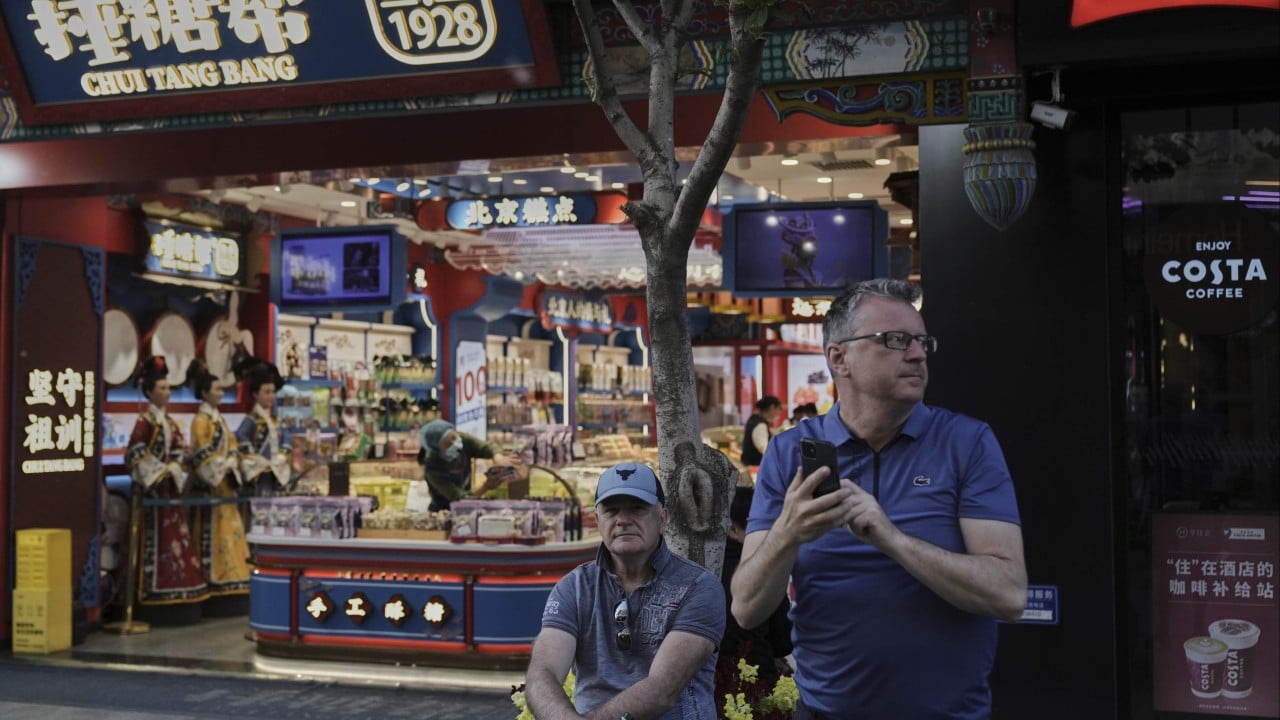 China expands visa-free travel to 5 Latin American nations after summit with regional bloc