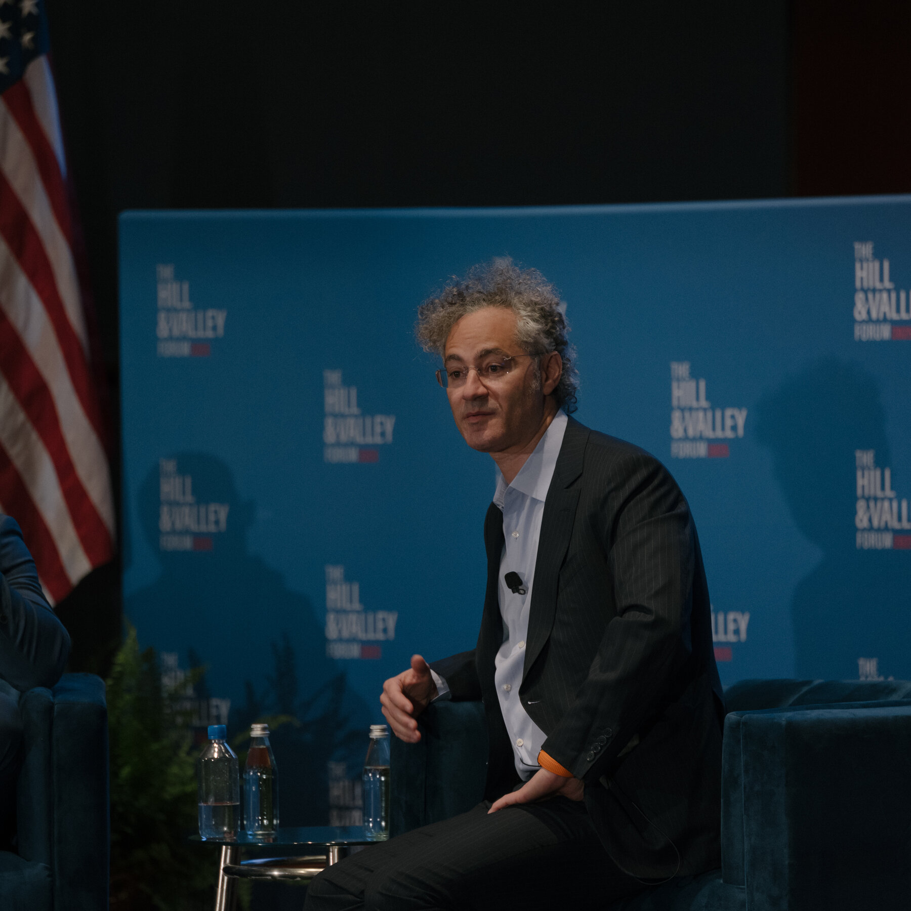 Lawmakers Demand Palantir Provide Information About U.S. Contracts