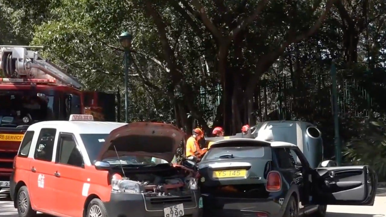 9 injured in collision involving taxi, private car near Hong Kong Disneyland