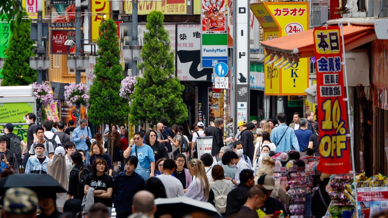 Group tour prices from Hong Kong drop 10% as tourists opt for alternatives to Japan