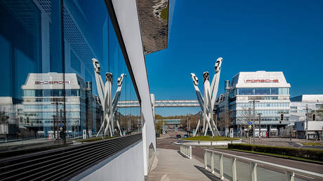 Porsche explains why it ‘can’t’ leave Russia