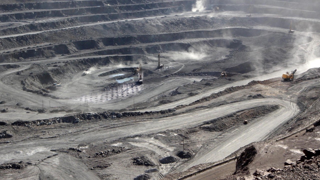 How is China ramping up controls on critical mineral exports amid row with US?