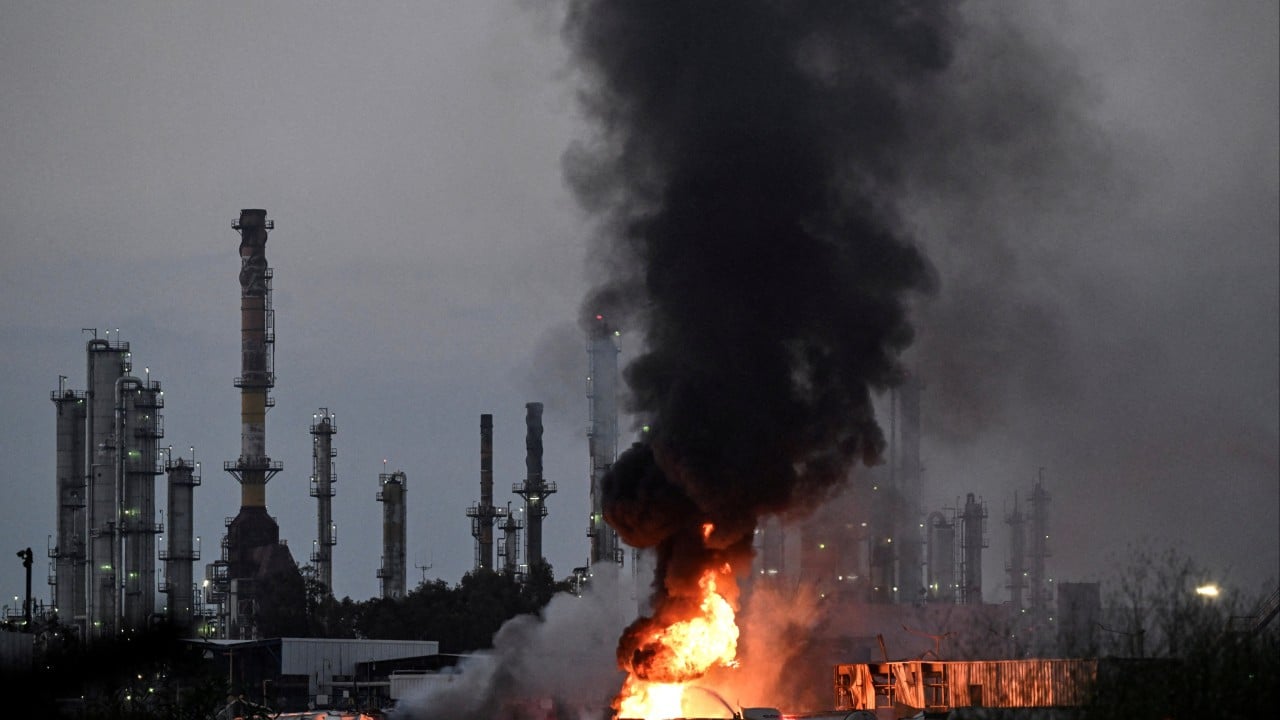 China’s Xi urges Israel, Iran to ‘de-escalate’, says Beijing can be peacemaker