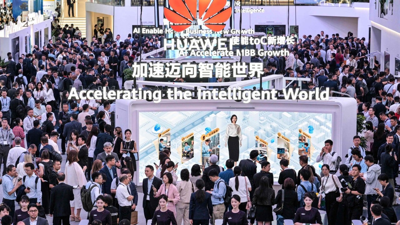 Huawei opens HarmonyOS 6 to developers, prepares AI features for public launch