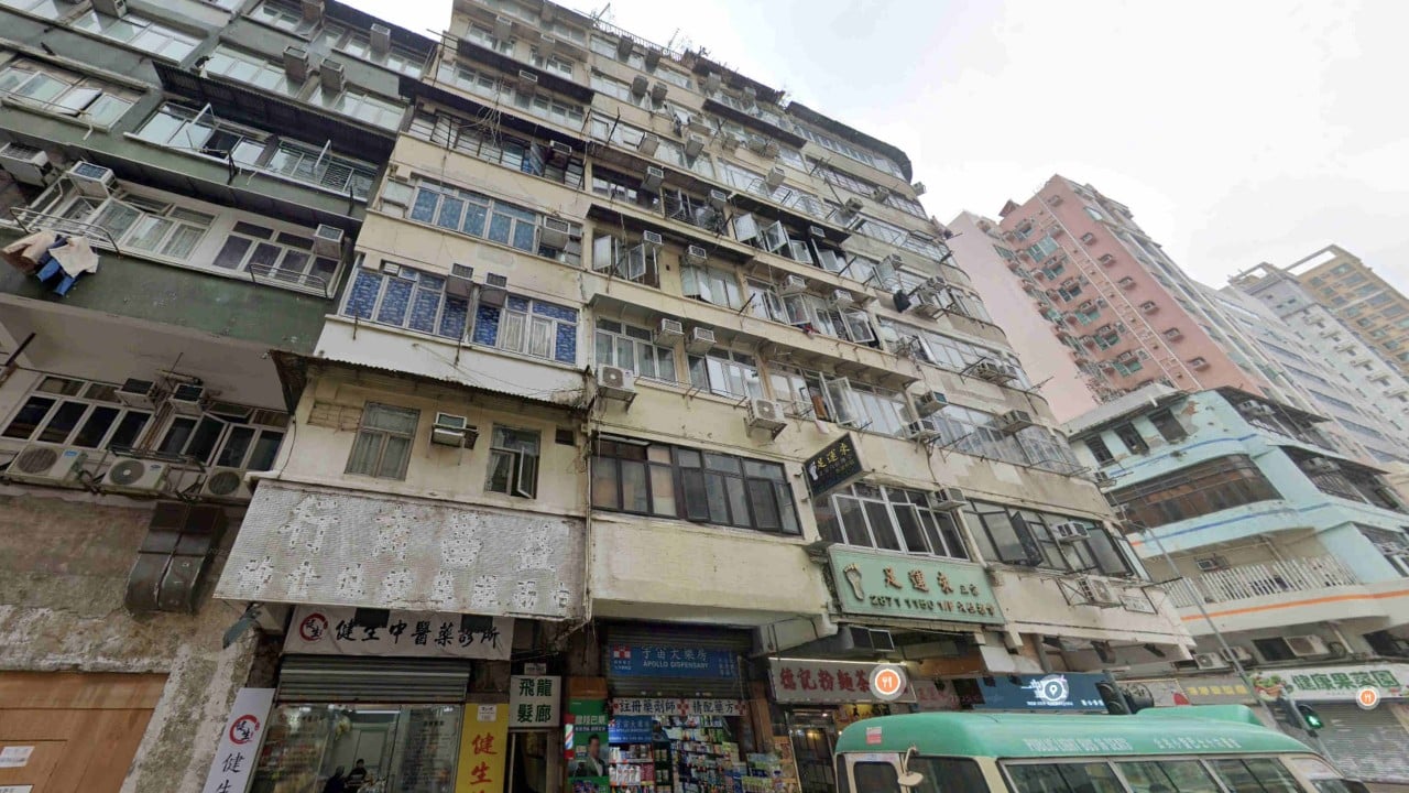 Hong Kong police launch manhunt for murder suspect, arrest girlfriend