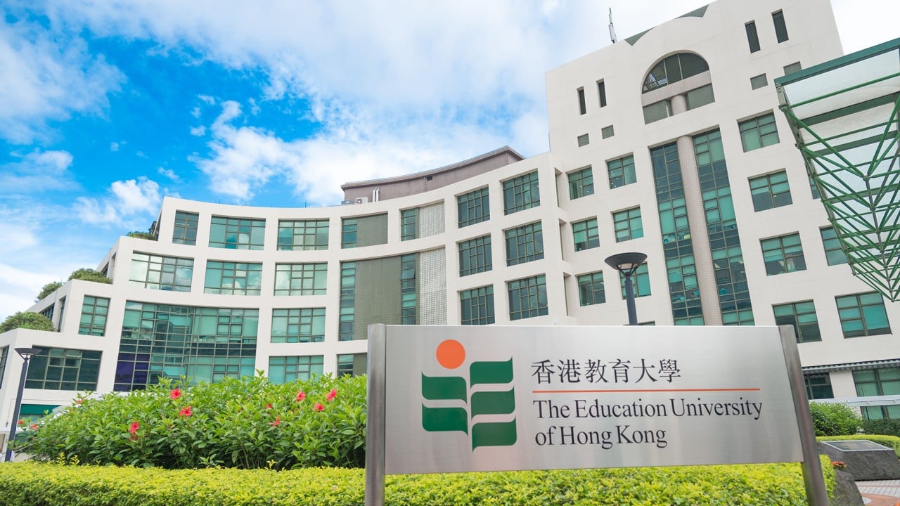 Hong Kong student spared jail for faking exam results via beauty app Meitu