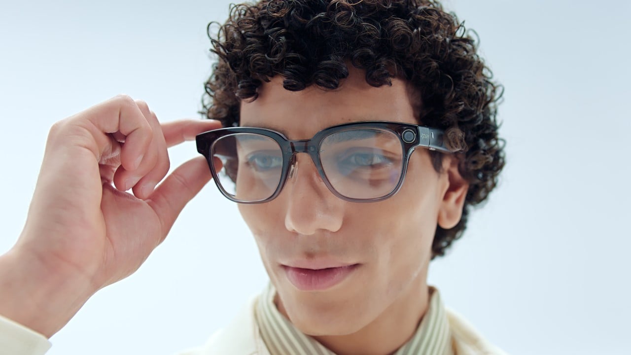 Ant Group pushes wider adoption of AI-enabled smart glasses for mobile payments