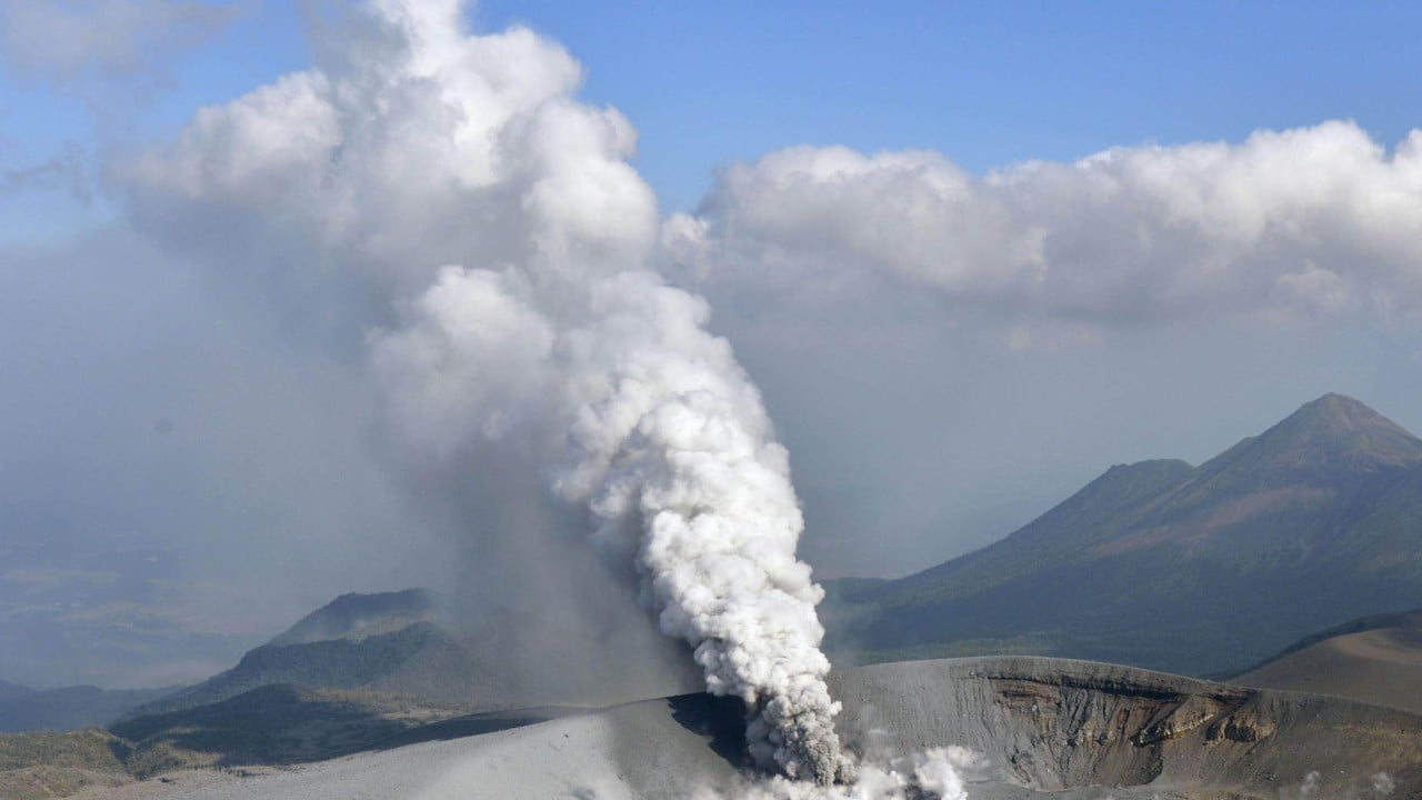 Japan quake swarm and volcano reignite fears linked to viral manga prediction