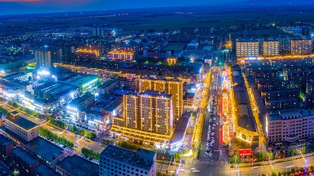 Chinese police mount Xinjiang manhunt for fugitive wanted over attack on 2 people