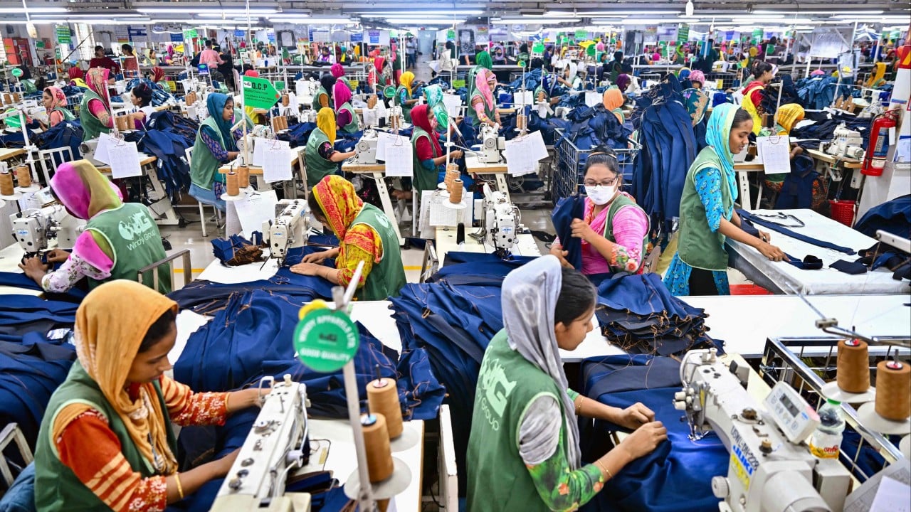 Bangladesh scrambles to avert devastating 35% US tariff