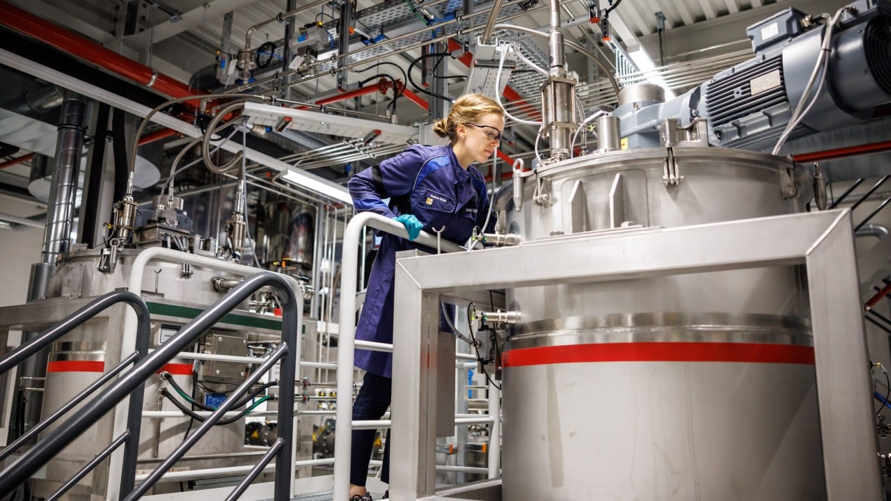 As China, EU eye warm ties, Brussels aims to protect its manufacturing base