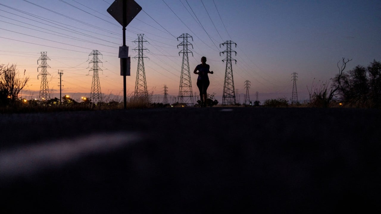 US falling behind China in AI energy race, Anthropic says