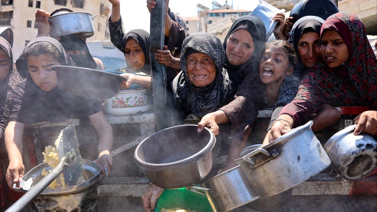 4 Palestinians killed while seeking aid near Gaza City, witnesses say