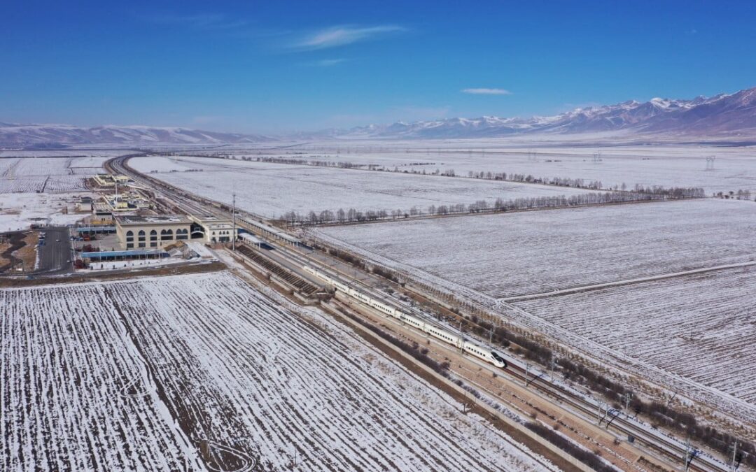 China counts down to start of work on Xinjiang-Tibet Railway
