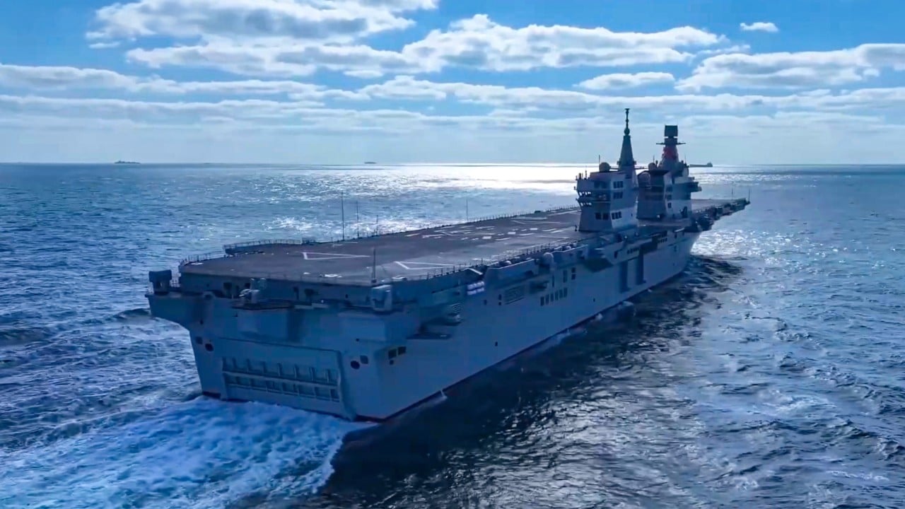 China’s jumbo Sichuan 076 amphibious assault ship completes first sea trials