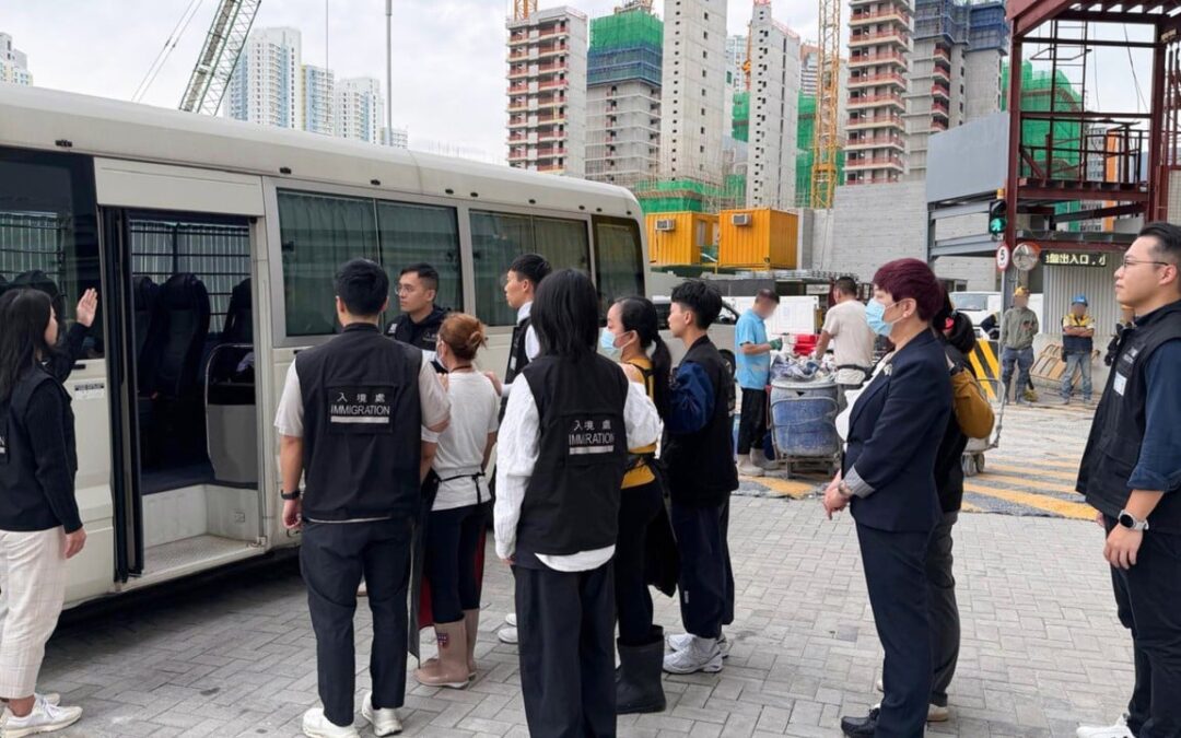 Hong Kong immigration authorities arrest 21 in crackdown on illegal workers