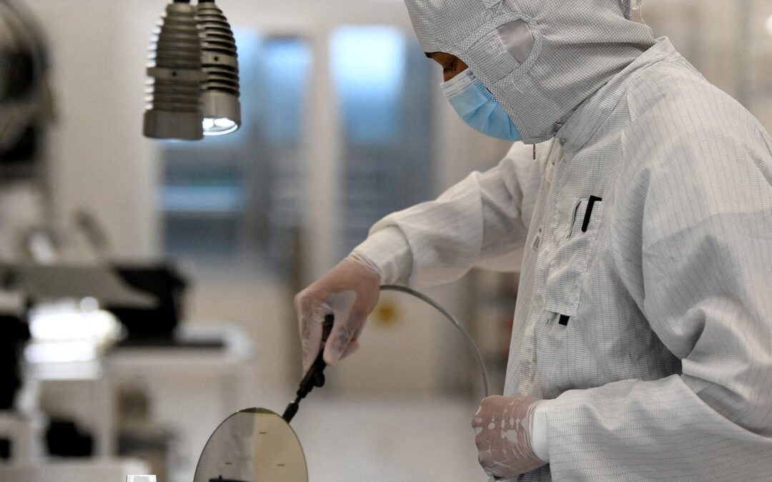 Chip Company Plotted to Send Technology to China, Ex-C.E.O. Says