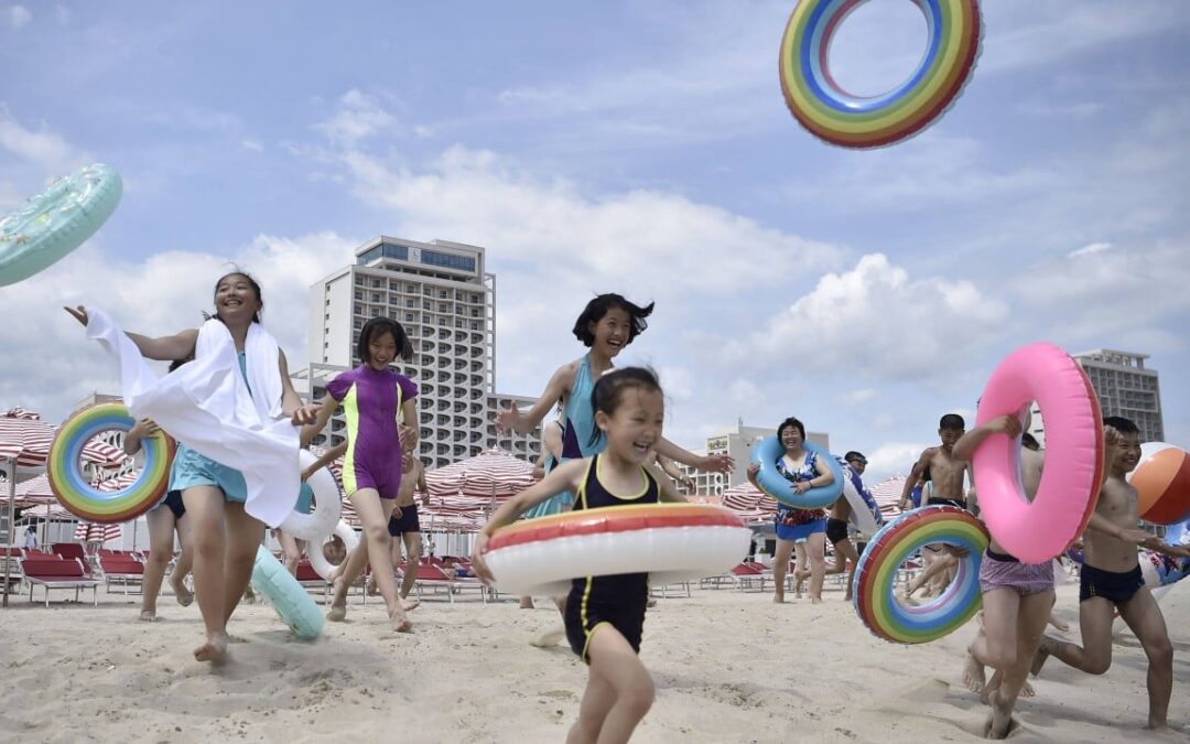 North Korea beckons Chinese tourists with beach resort in 2026 calendar
