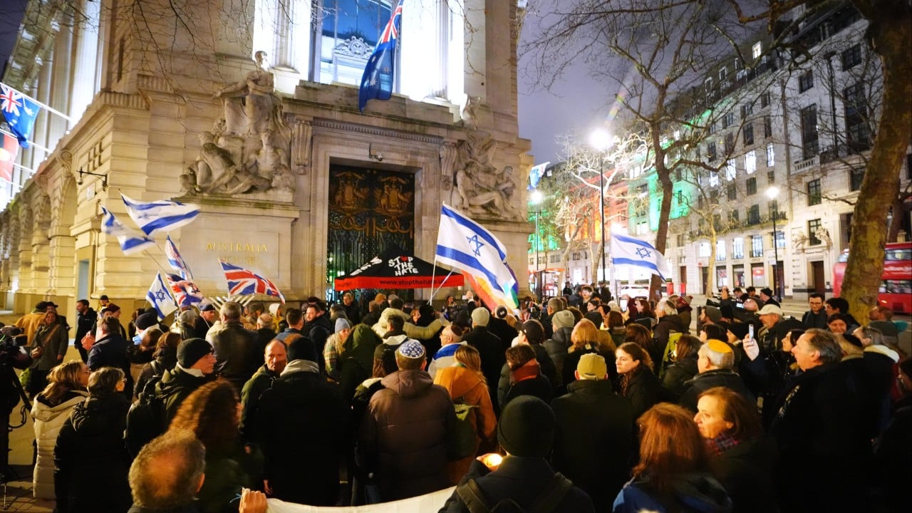 World leaders express horror at Bondi Beach terror attack as vigils are held for victims