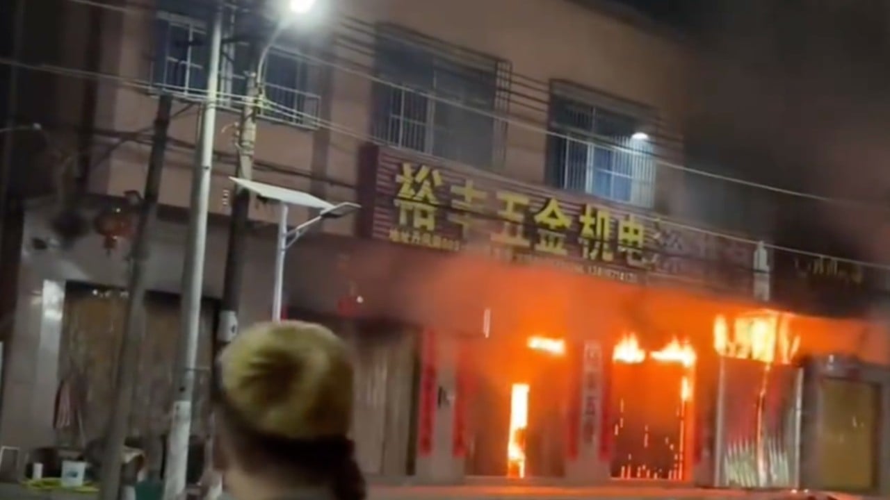 12 killed after fire hits residential building in southern China’s Shantou city