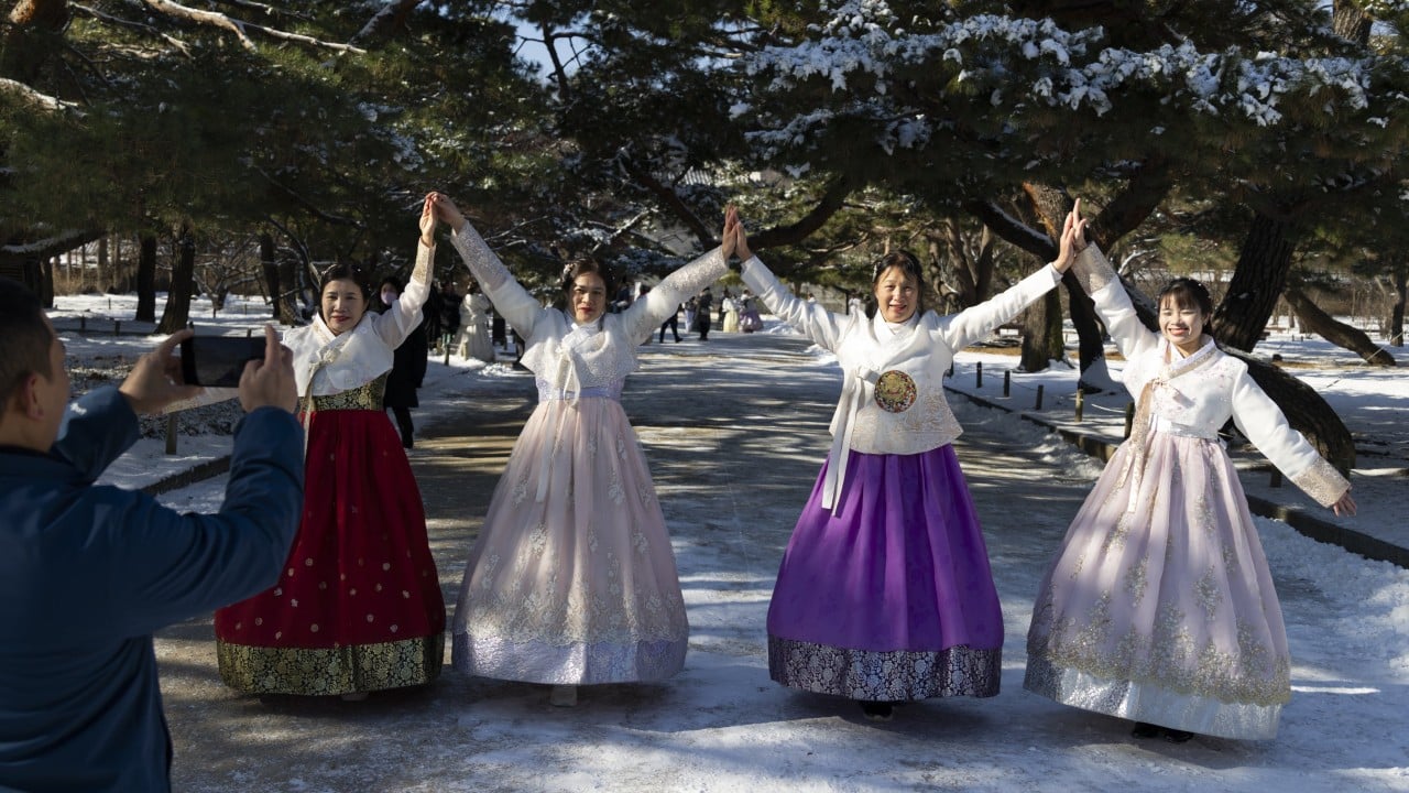 ‘China (Taiwan)’ on South Korea tourist arrival card prompts protest from Taipei