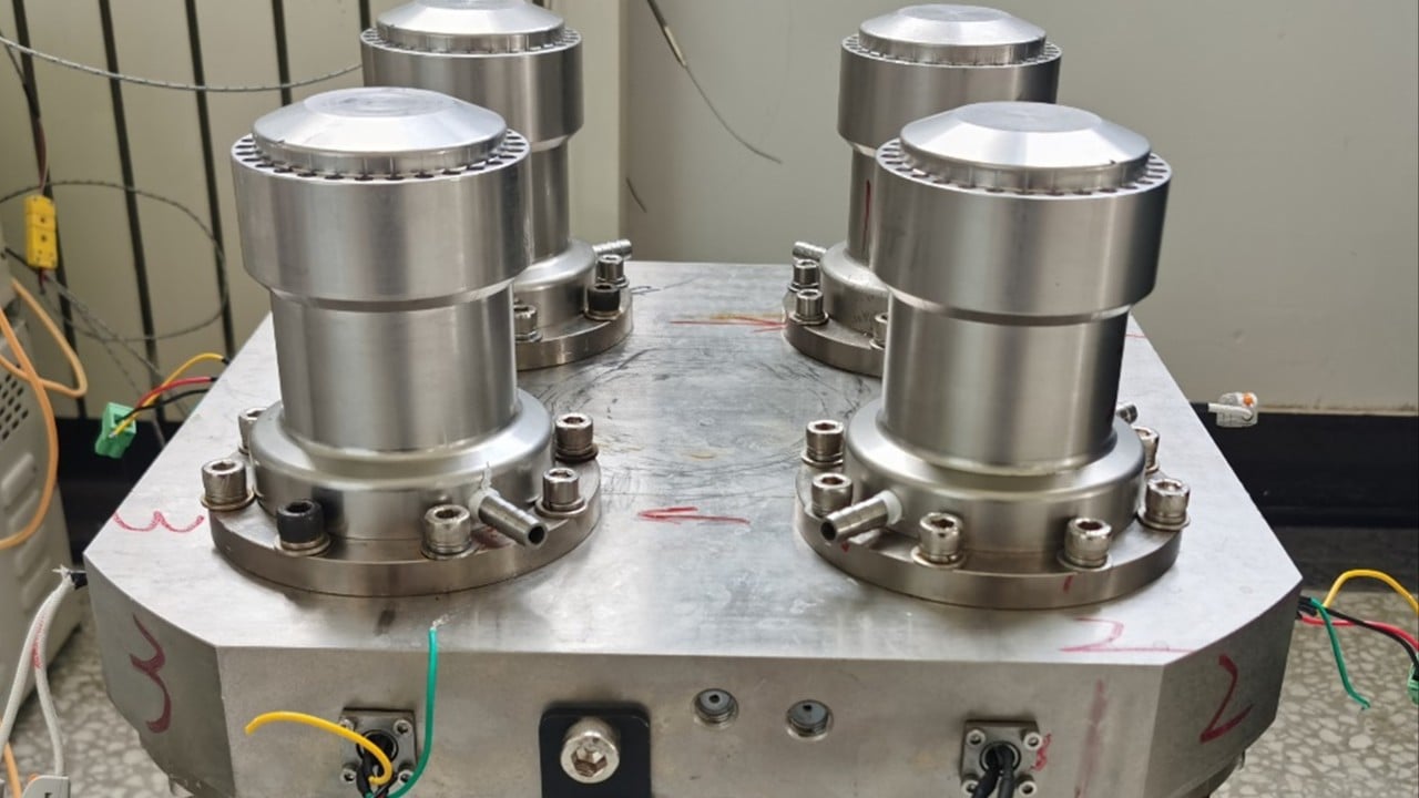 China’s ultra-hot heat pump breakthrough paves way for melting ore with sunlight