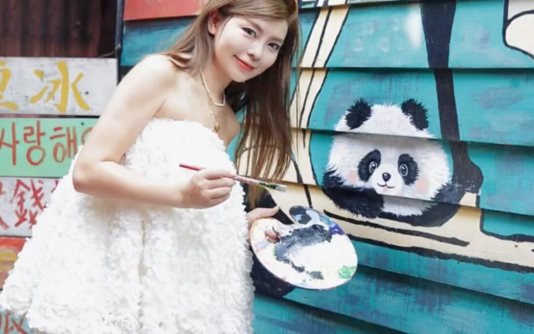 Chinese tourist’s Penang panda mural that drew criticism turns crowd-puller