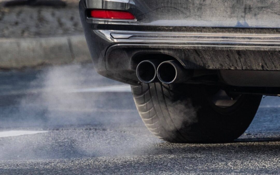 EU drops 2035 combustion engine ban in victory for carmakers