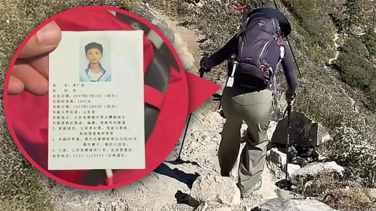 China hiker wears clothing tag to support missing children and expand search