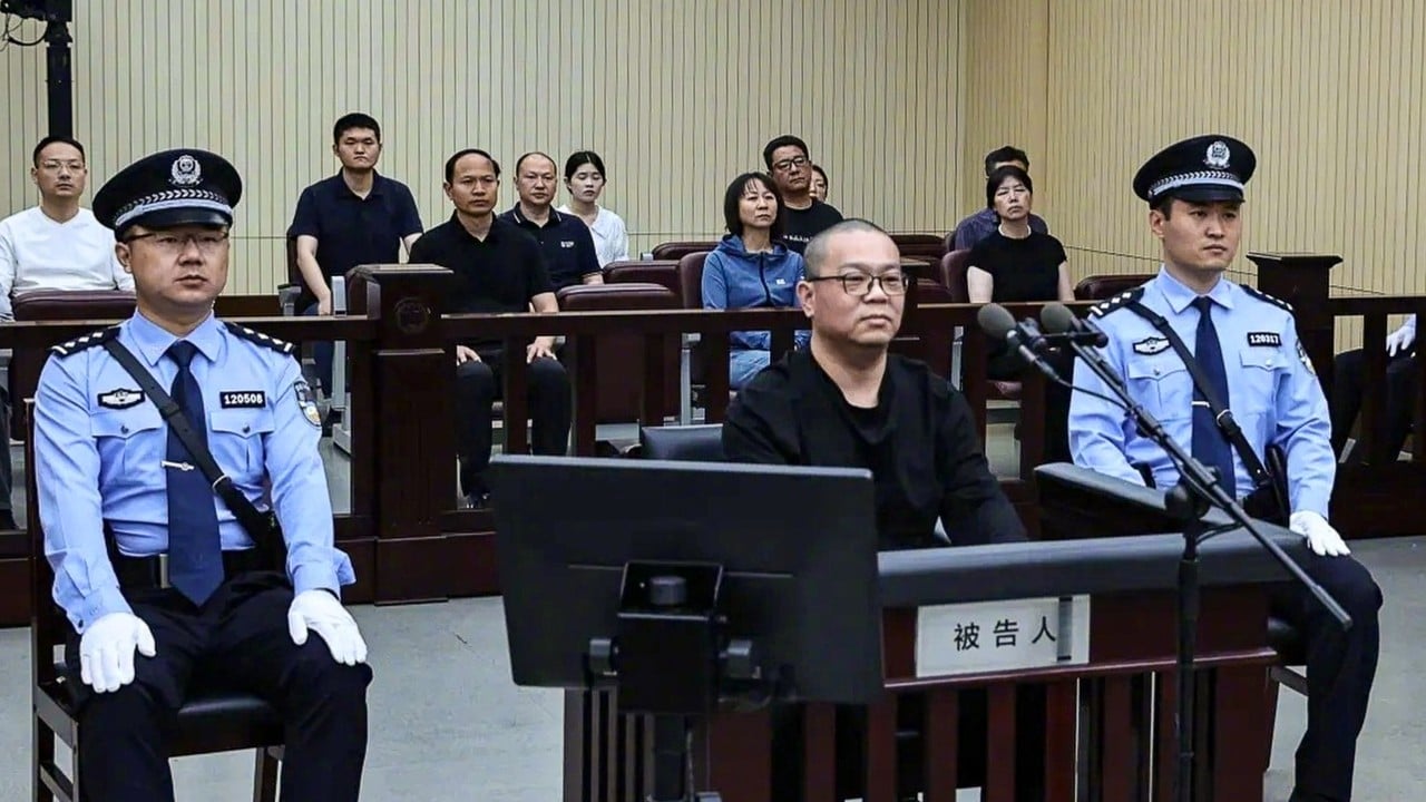 Former Chinese senior banker executed for taking US$155 million in bribes