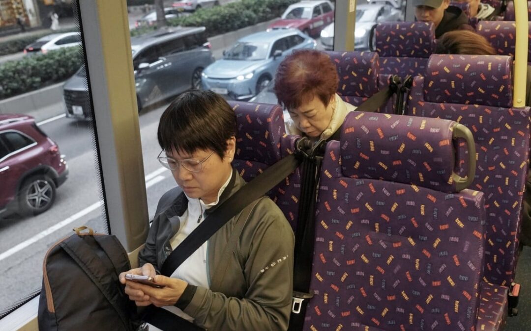 Failures on 2 fronts led to Hong Kong’s seat belt U-turn, experts say