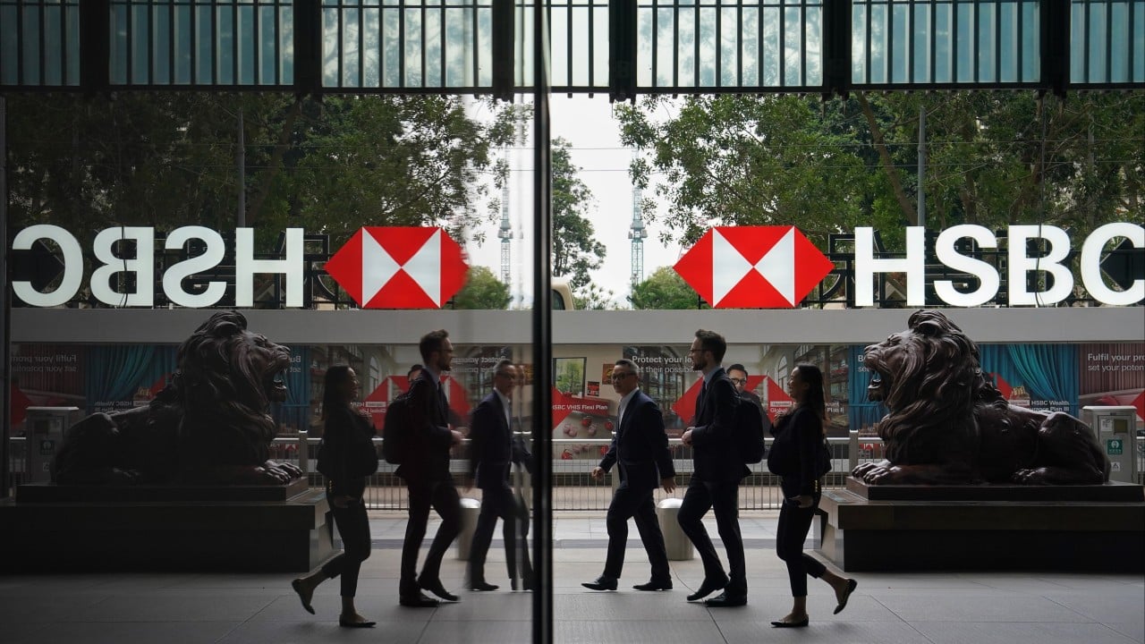 HSBC suffers system shutdown, stopping services in Hong Kong