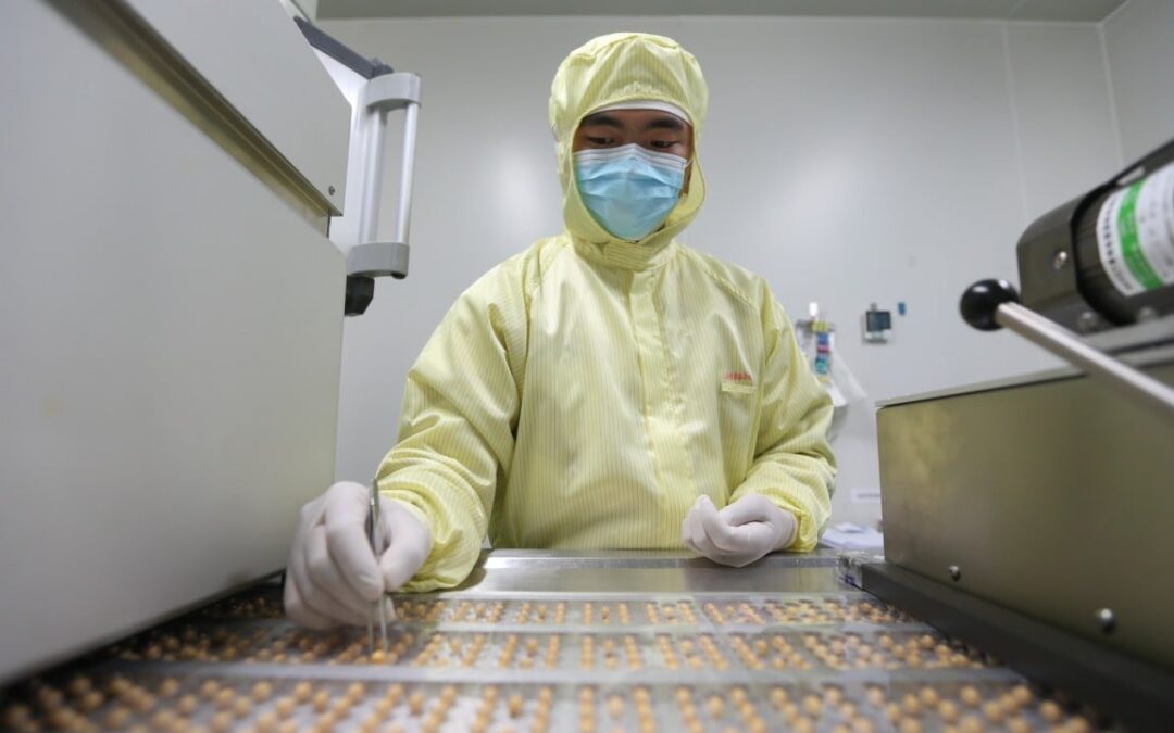 Mainland China’s investors pour into Hong Kong-listed drug stocks, riding licensing wave