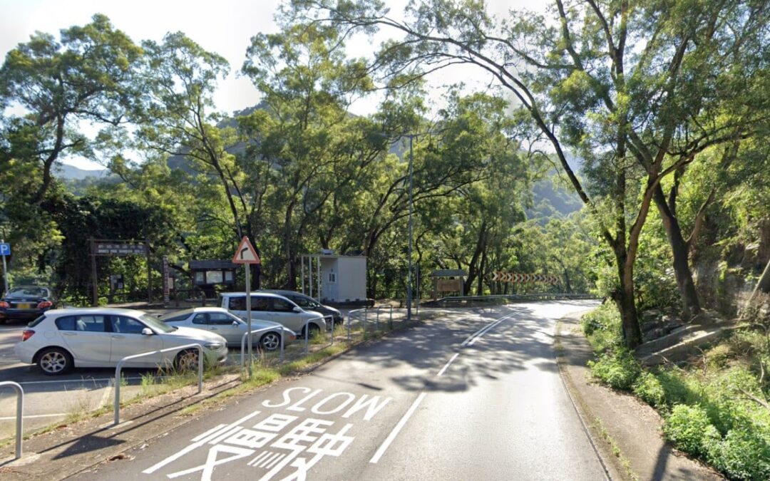 Hong Kong cyclist dies after crashing into kerb on notorious Bride’s Pool Road
