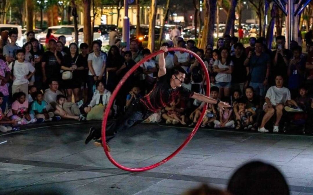 Singapore busker ‘stunned like a vegetable’ after ex-PM Lee spotted at performance