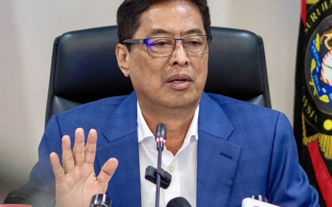 Malaysia’s Anwar defends anti-corruption chief over new share row: ‘read his explanation’