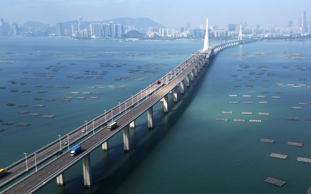 15 injured as 2 Hong Kong-bound coaches collide on Shenzhen Bay Bridge
