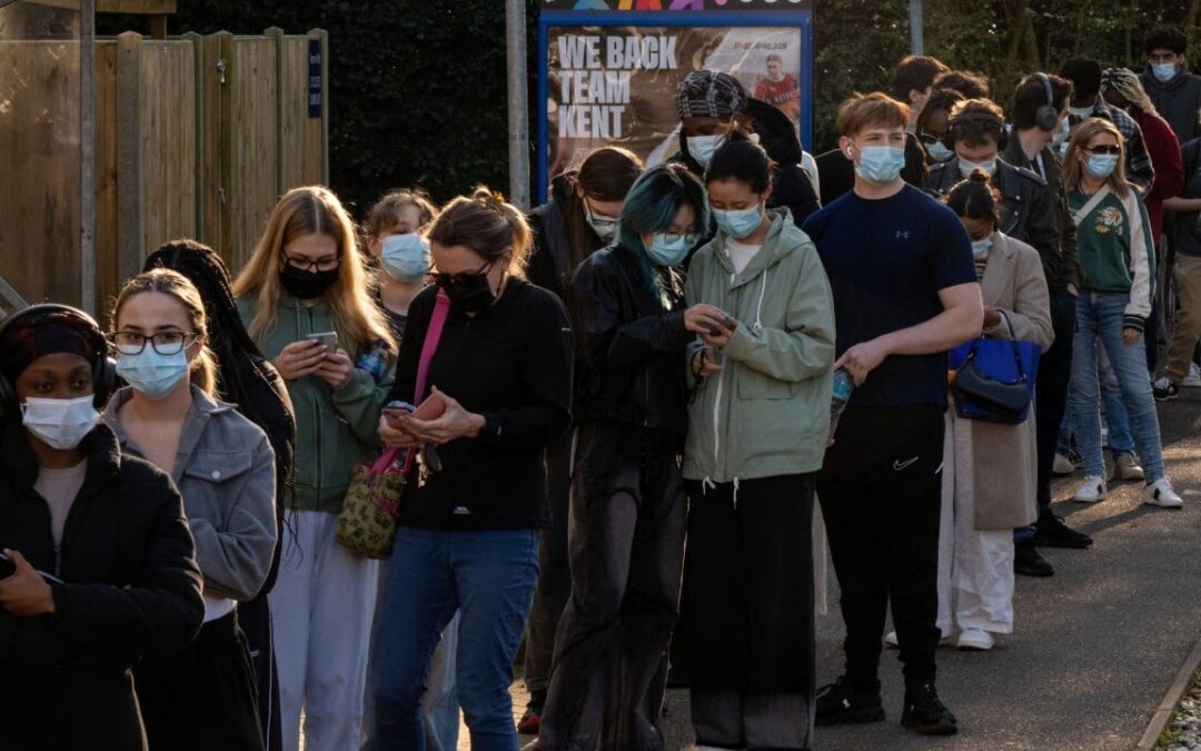 ‘Unprecedented in spread’: UK races to contain deadly meningitis outbreak