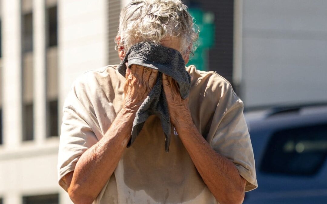 Record-breaking heatwave grips western US at tail end of winter
