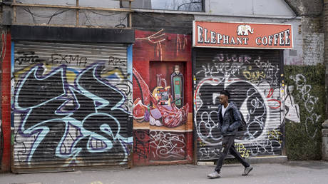 Iran war could cost over 100,000 Brits their jobs – Telegraph