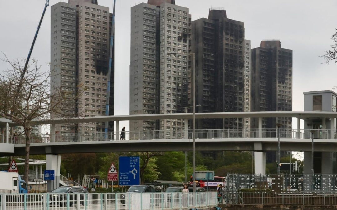 Hong Kong defends 3-hour limit for Wang Fuk Court residents to collect belongings