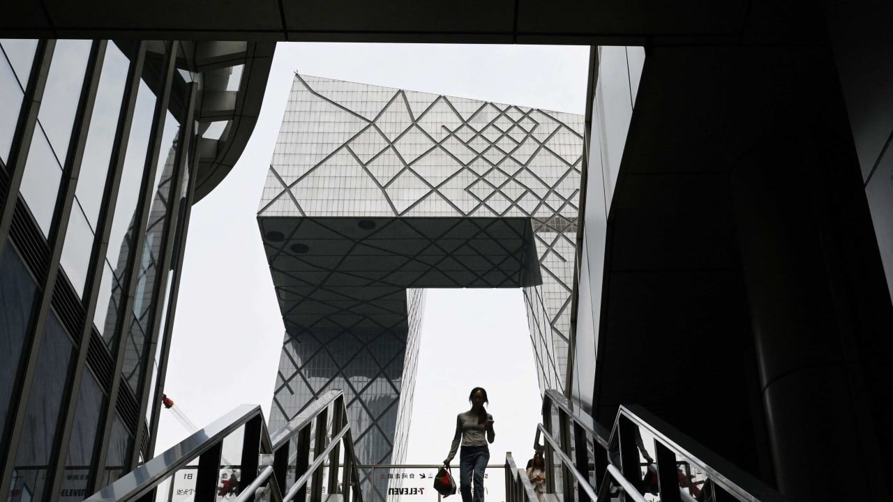 AI poisoning: fake fitness tracker fools chatbots in China, sparking outcry