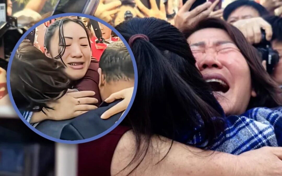 China woman reunites with birth parents after being abandoned in toilet by grandad 28 years ago
